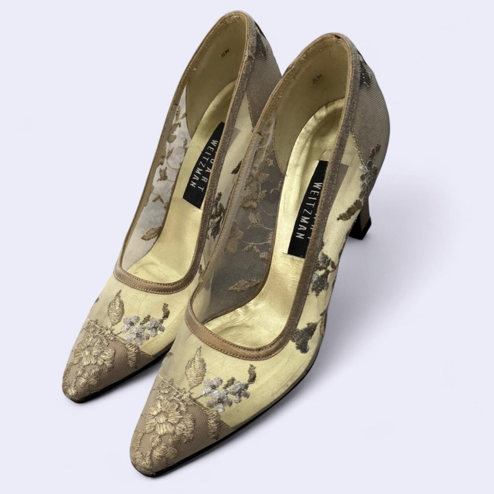 stuart weitzman vintage floral pumps
